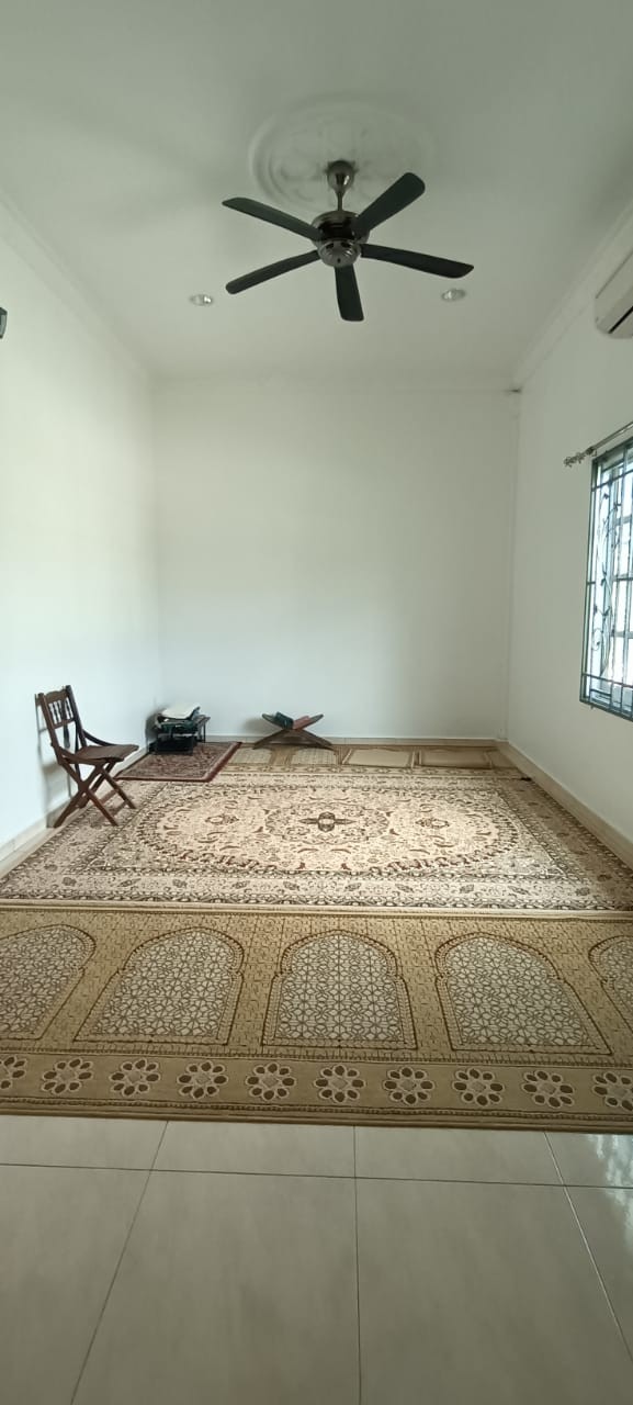 Surau MakTomVilla